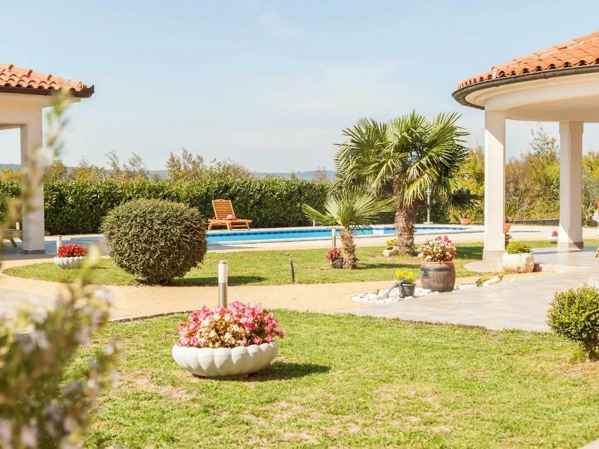 Holiday Home Mirela By Interhome Trget